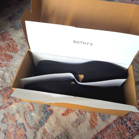 Brand New! Rothy's Women's black almond loafer - Picture 3 of 3
